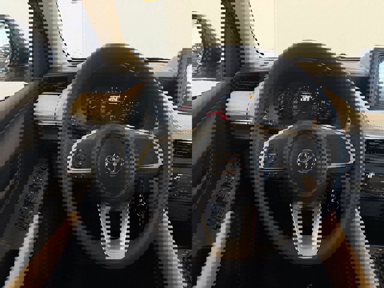 تويوتا ياريس 2026 ستاندر (Y)