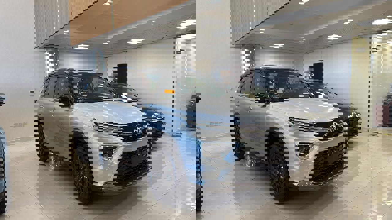 تويوتا أوربان كروزر 2026 GLX